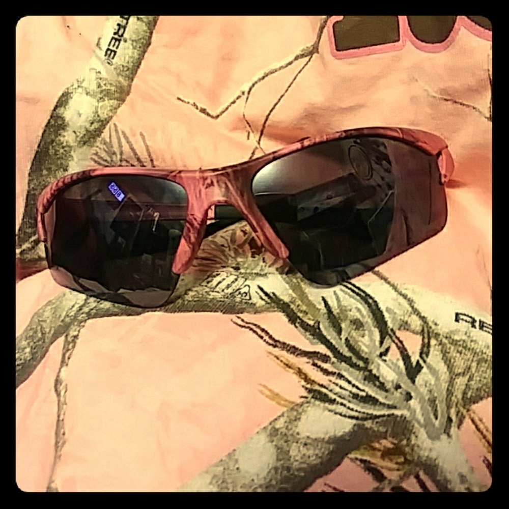🆑🎉PUGS® Pink Camo🕶